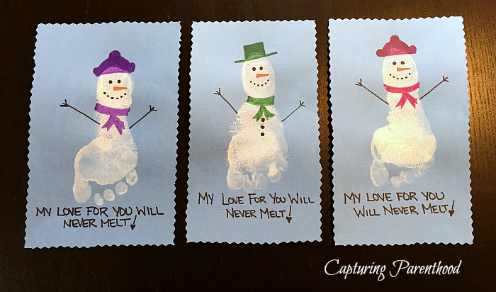 Toddler Christmas Crafts © Capturing Parenthood