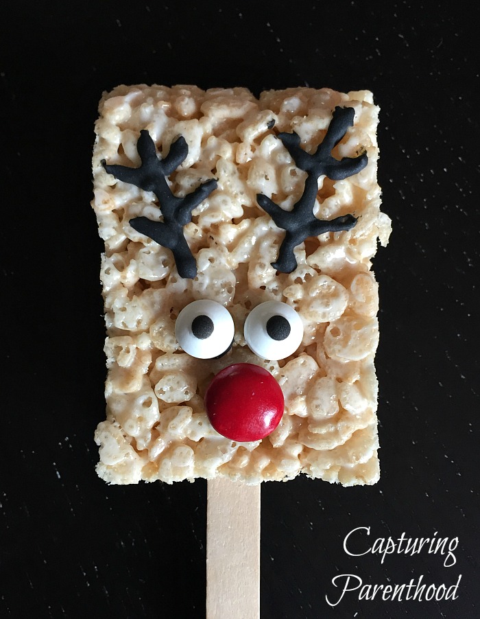 Scrumptious Christmas Sweets © Capturing Parenthood