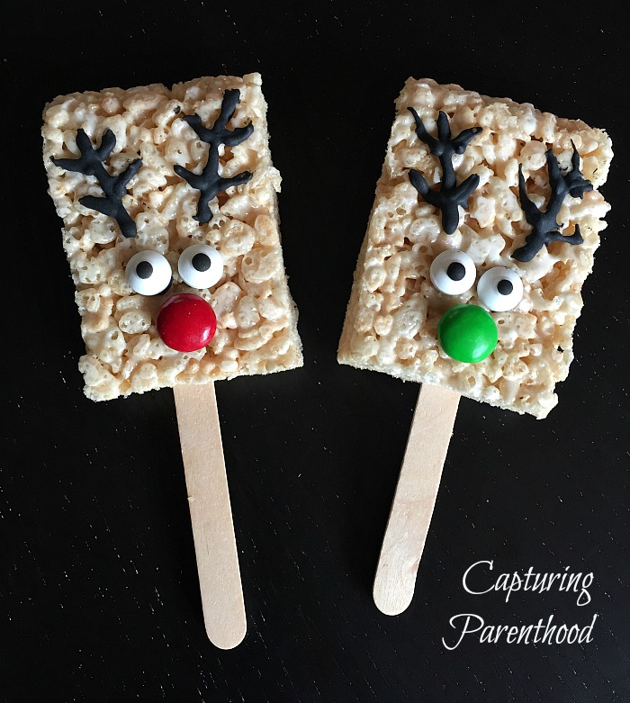 Scrumptious Christmas Sweets © Capturing Parenthood