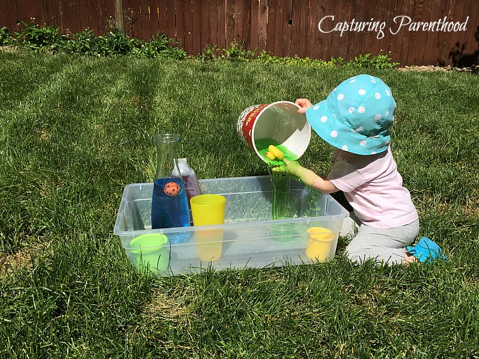 Pouring Station - The Perfect Summer Activity for Toddlers © Capturing Parenthood