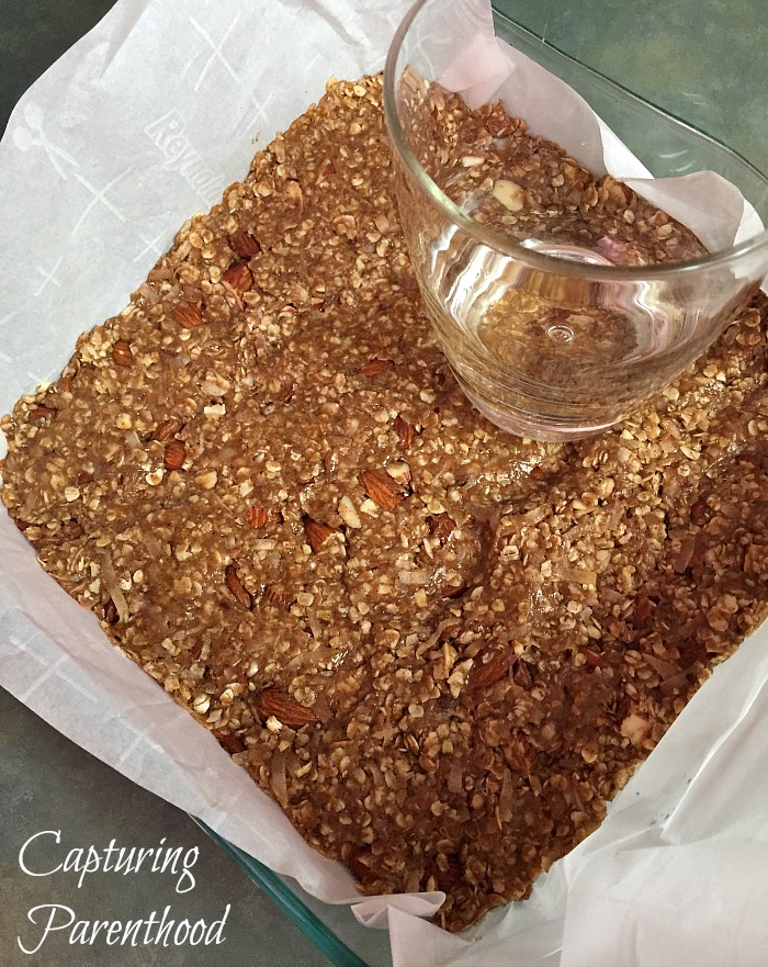 No-Bake Coconut & Almond Granola Bars © Capturing Parenthood