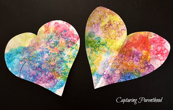 Bubble Painting - Two Ways © Capturing Parenthood