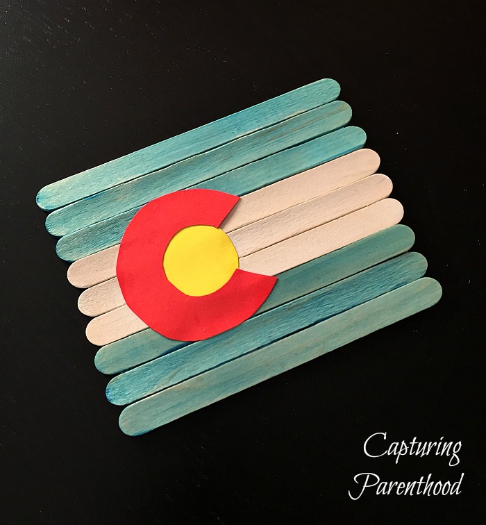 Colorado State Flag Craft © Capturing Parenthood
