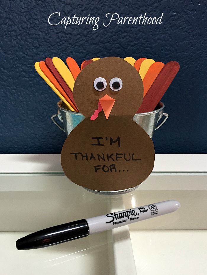 Thankful Turkey Centerpiece © Capturing Parenthood