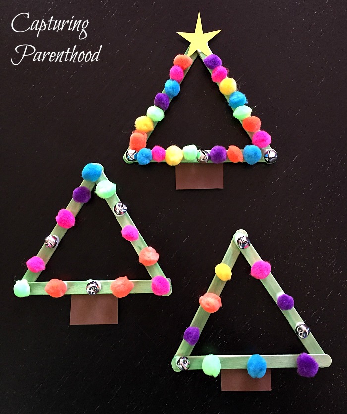 Christmas Tree Arts + Crafts for Kids © Capturing Parenthood