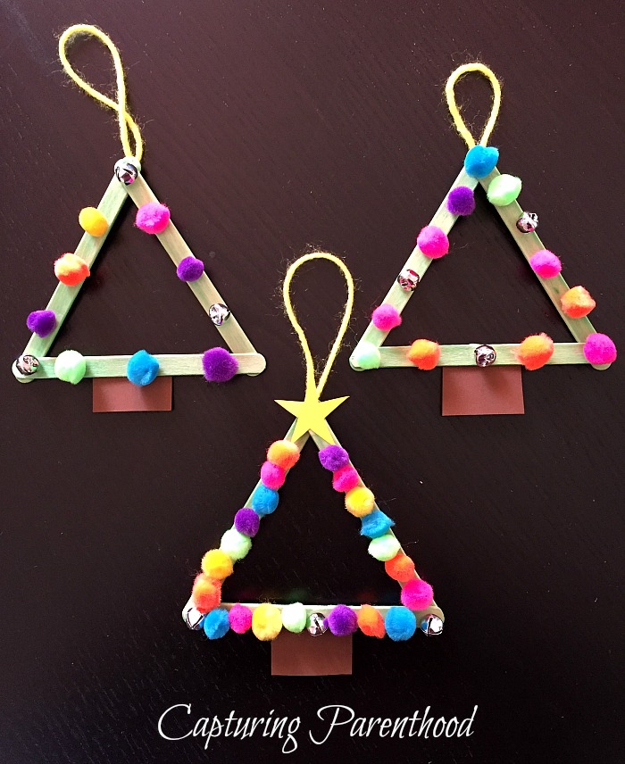 Christmas Tree Arts + Crafts for Kids © Capturing Parenthood