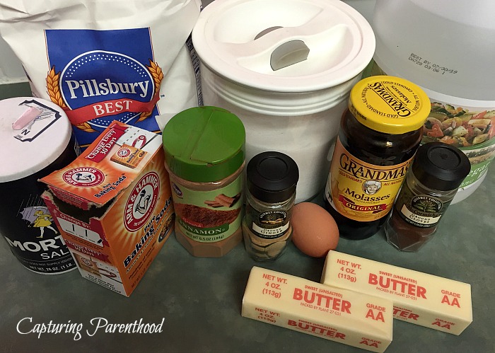 Gingerbread Cookies © Capturing Parenthood