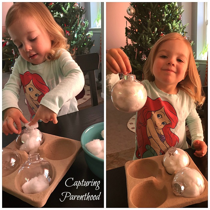 Simple Snowman Ornaments © Capturing Parenthood