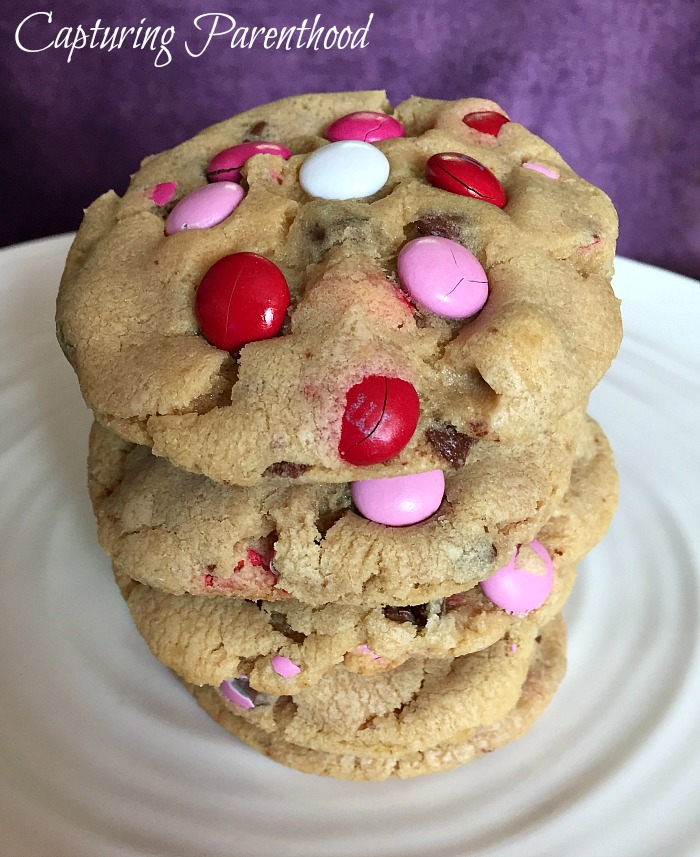 M&M Chocolate Chip Valentine's Cookies © Capturing Parenthood