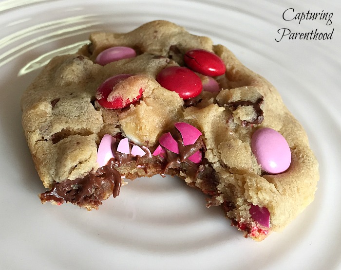 M&M Chocolate Chip Valentine's Cookies © Capturing Parenthood