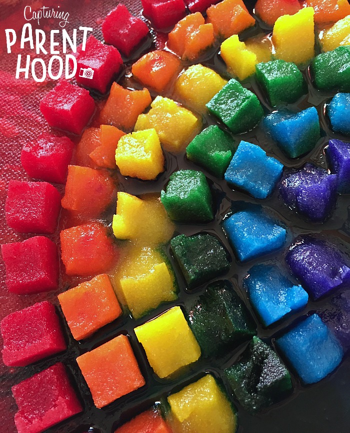 St. Patrick's Day - Rainbow Arts + Crafts © Capturing Parenthood