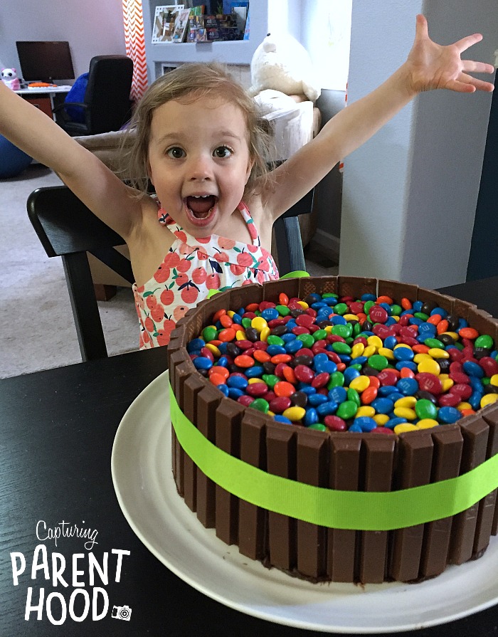 Kit Kat Cake © Capturing Parenthood