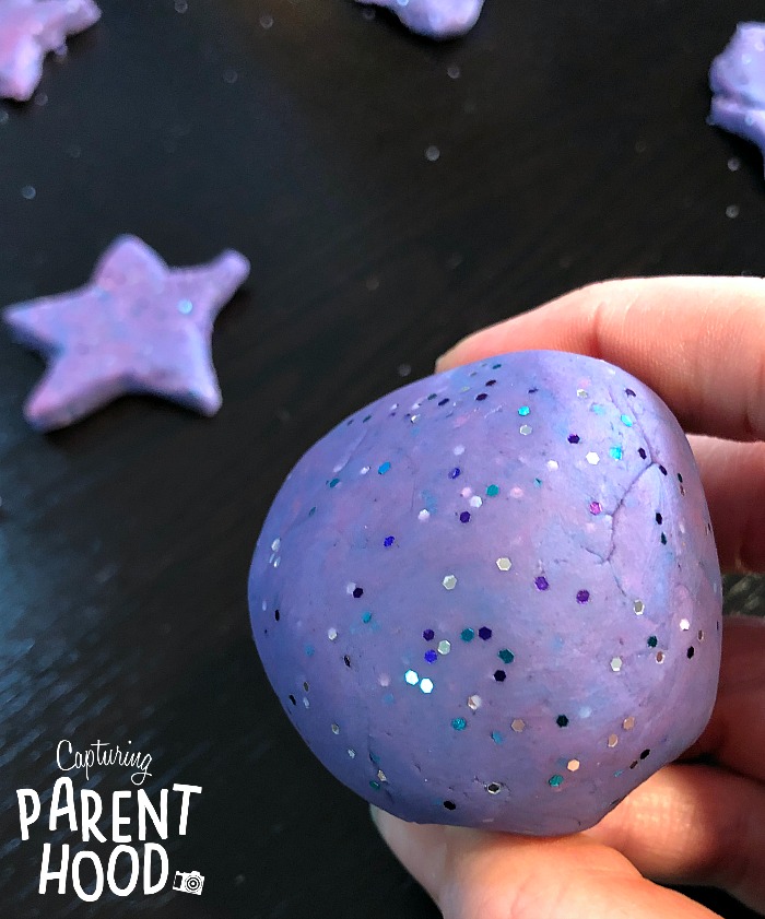 Space Themed DIY Galaxy Playdough for Kids 🚀 👨‍🚀 - Days of a Domestic Dad